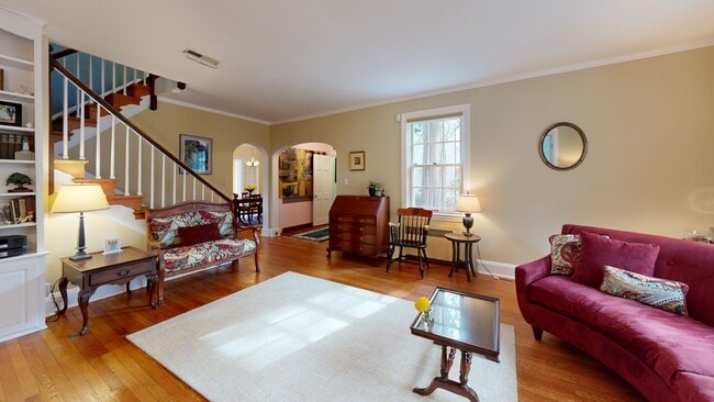 4413 Sedgwick Rd, Baltimore, MD 21210 - photo 2
