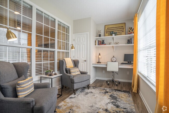 2BR, 2BA w/ Sunroom - 1,337SF - Highland - Sunroom