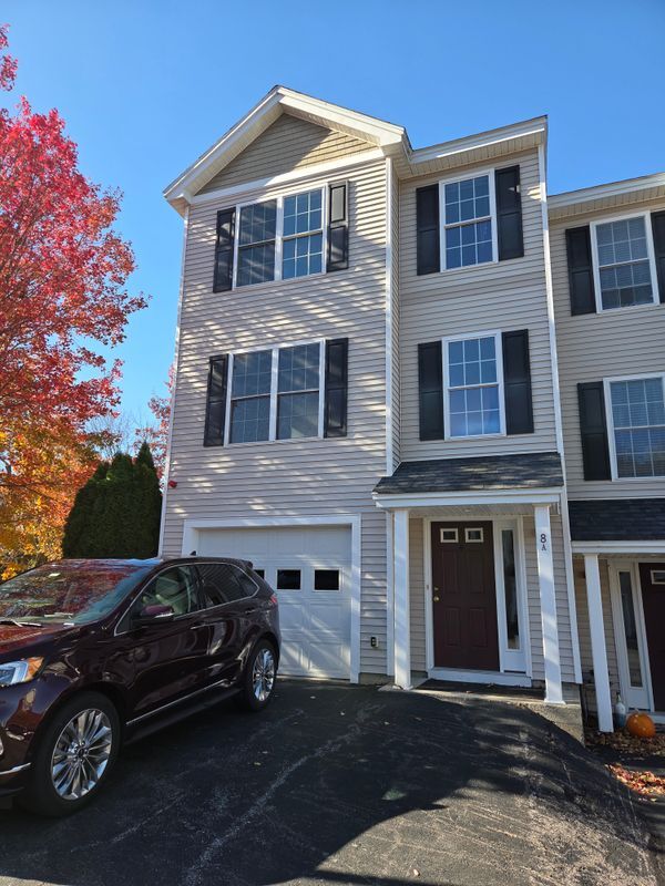 8 Melissa Way, Laconia, NH 03246