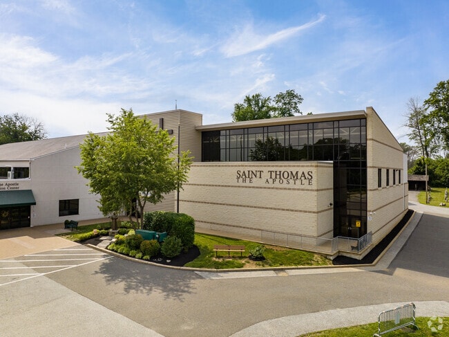 St. Thomas Apostle School offers quality education from kindergarten through grade 8.