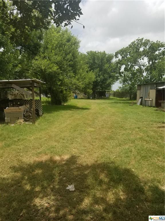 4904 Lone Tree Rd, Victoria, TX 77901 - photo 3