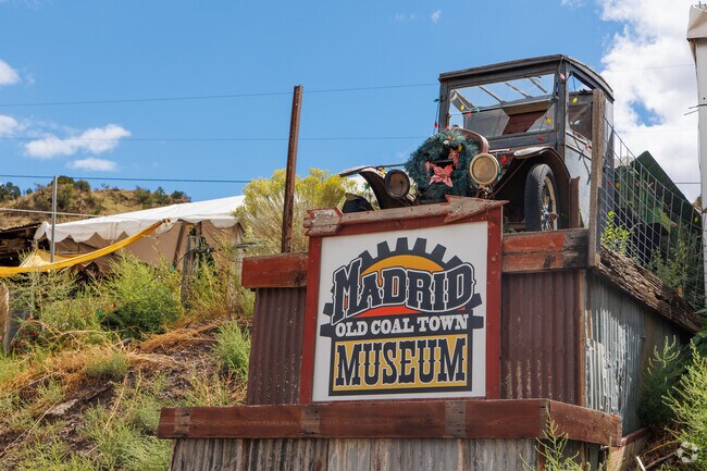 The Madrid Museum has information all about Madrid's past and how it came to be.