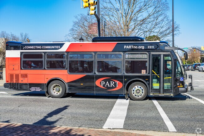 PartNC offers routes to Hickswood and the surrounding area.