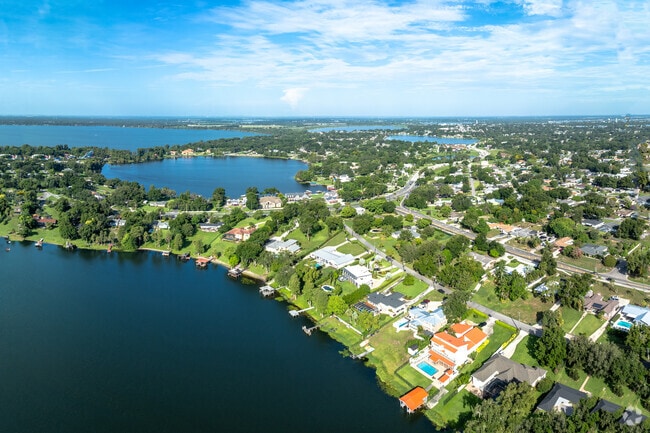 Winter Haven residents have easy access to more than 6,000 acres of connected lakes.