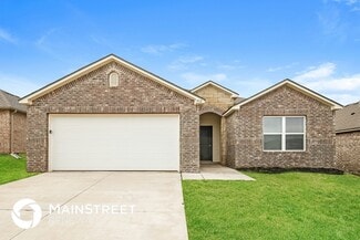 9513 Laredo Ln, Yukon, OK 73099