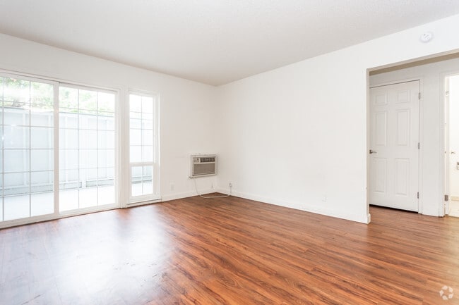 St Moritz Apartments, Concord, CA 94520 - photo 6