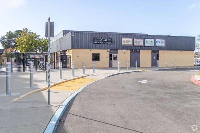 Alameda's Lincoln Middle School has about 850 students enrolled.