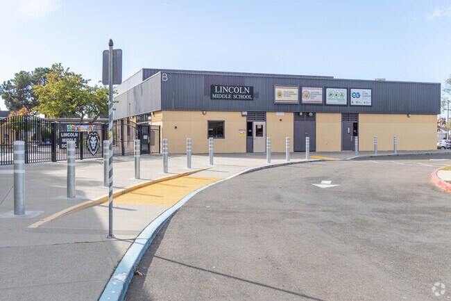 Alameda's Lincoln Middle School has about 850 students enrolled.