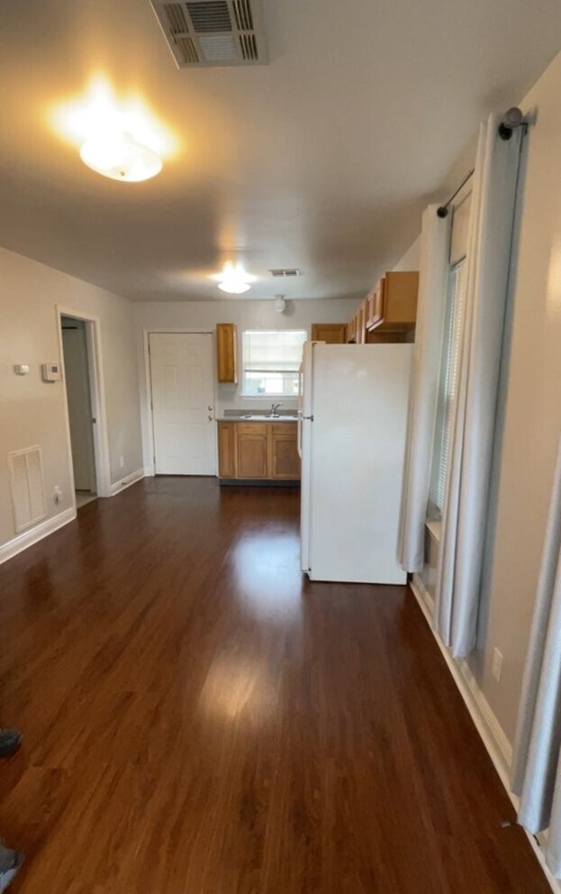 den/kitchen