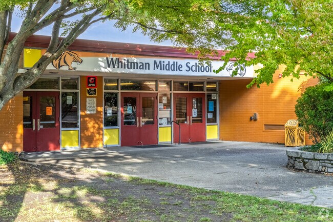 Whitman Middle gets an A rating on Niche.