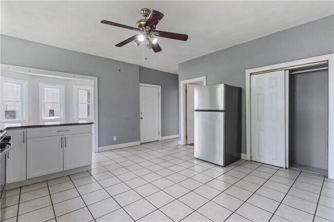 11 Roosevelt St, North Providence, RI 02904 - photo 2