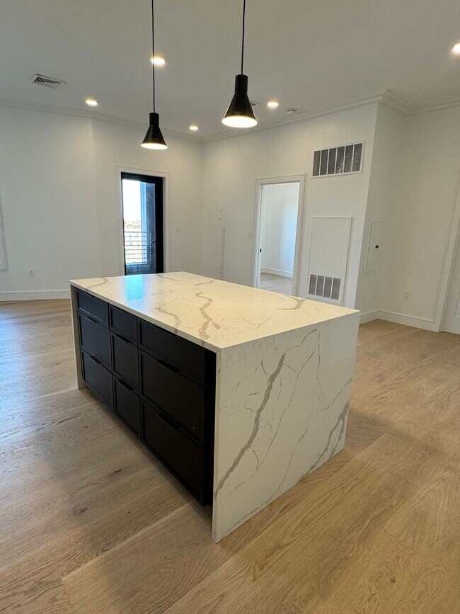 50 Lincoln St unit 603, Boston, MA 02135 - photo 3