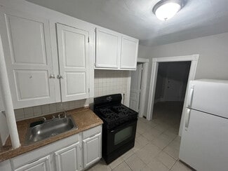 802 N 8th St Unit 2, Allentown, PA 18102