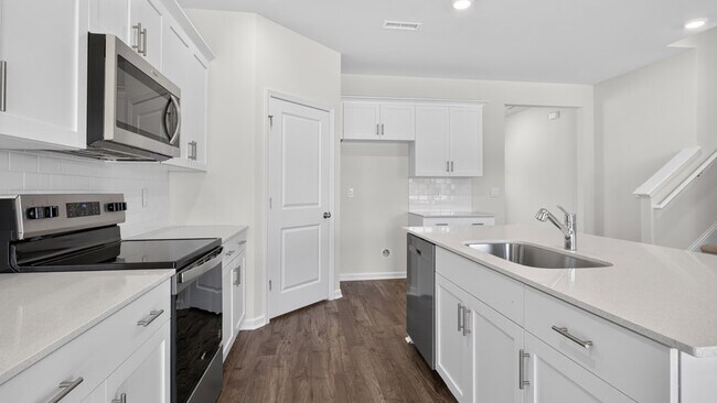 445 Swift Creek Farm Ln, Clayton, NC 27520 - photo 7