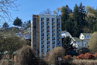 2059 SW Park Ave, Portland, OR 97201