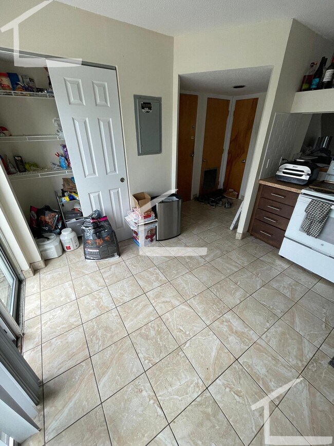 140 N Beacon St unit B4, Brighton, MA 02135 - photo 6