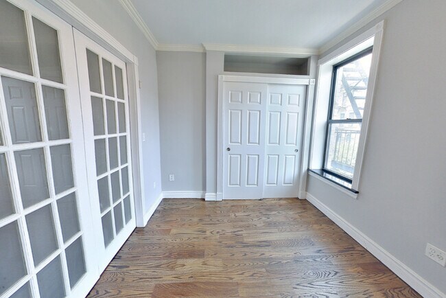 382 E 10th St unit 4C, New York, NY 10009 - photo 5