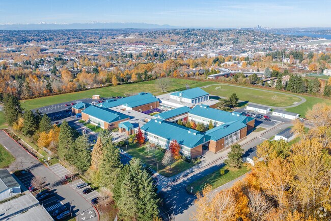 Nelson Middle School earns a C+ from Niche and serves the Renton area.