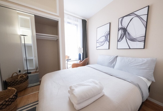 Gateway Condominium unit ID1351250P, New York, NY 10026 - photo 2