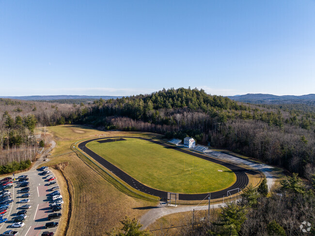 John Stark High School in the town of Weare, NH serves grades 9-12.