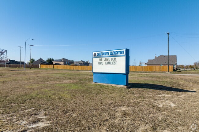 Lake Pointe Elementary School is the Home of the Owls.