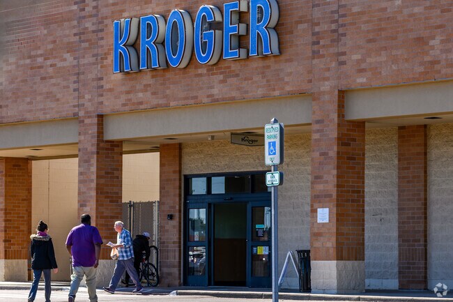 Old Town's central location affords a wid