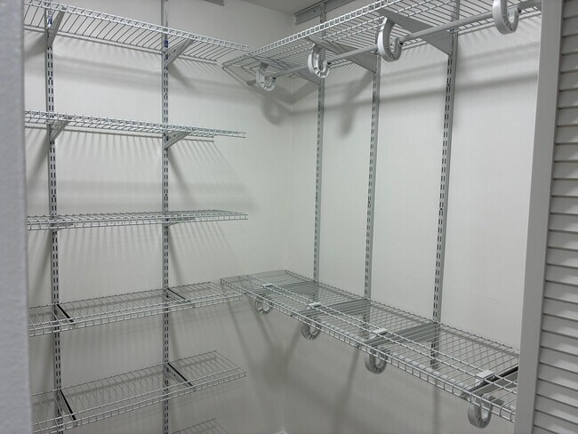 13000 SW 92nd Ave unit B206, Miami, FL 33176 - photo 5