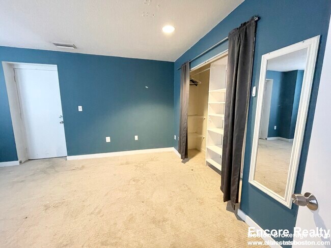 73 Gainsborough St unit 202W, Boston, MA 02115 - photo 6