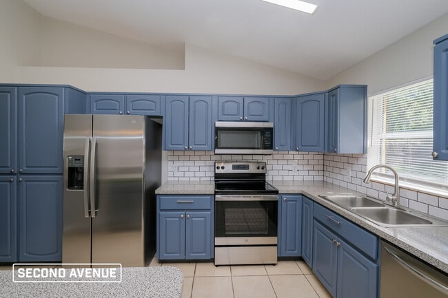 1290 Godfrey Ave, Spring Hill, FL 34609 - photo 2