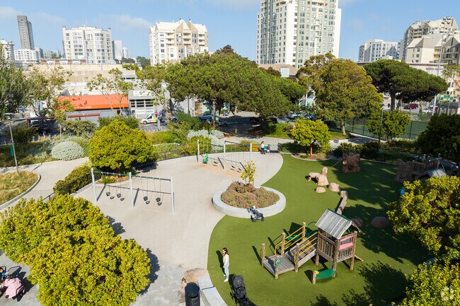 Kimbell Playground is another recently renovated Western Addition park.