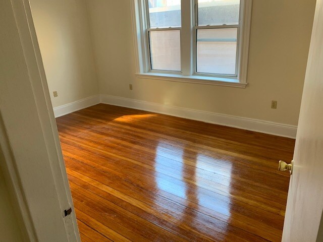 1736 Beacon St unit 2, Brookline, MA 02445 - photo 6