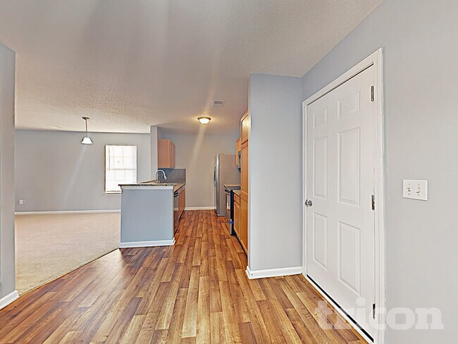 208 E Waverly Pl Ct, Columbia, SC 29229 - photo 6