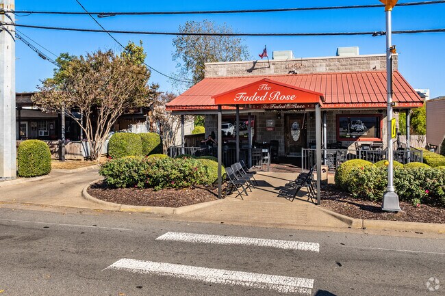 The Faded Rose in the quaint town of Riverdale in Little Rock, Arkansas.