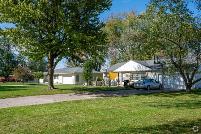 A ranch-style house is a popular choice in Colonial Park, IN.