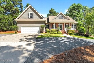 107 Ritter Dr, Seven Lakes, NC 27376