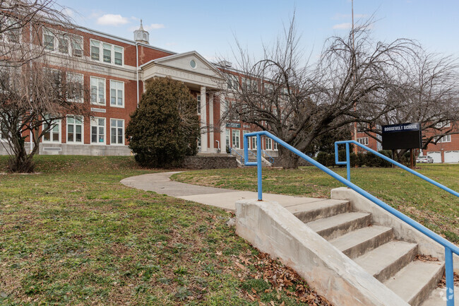 32% of students at Roosevelt Elementary School in Ridgefield Park, NJ are proficient in reading.