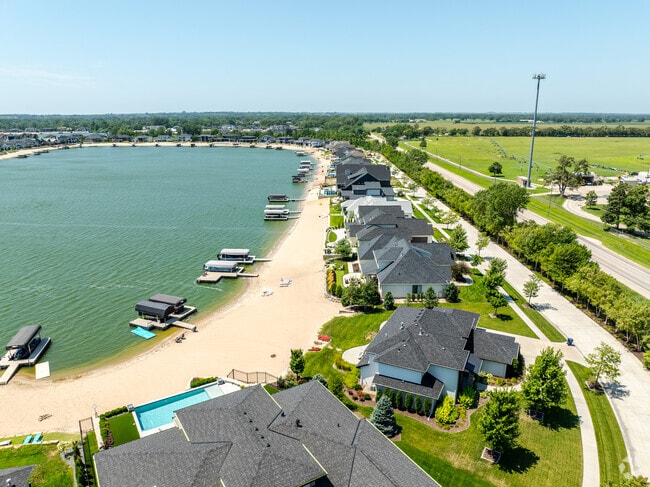 There are several lakes in the Valley area and the residents love boating and fishing.