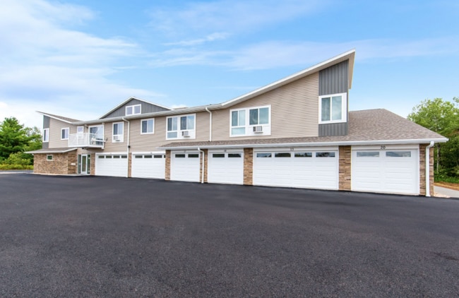 352 Deshane Ave unit 20, Crivitz, WI 54114 - photo 3