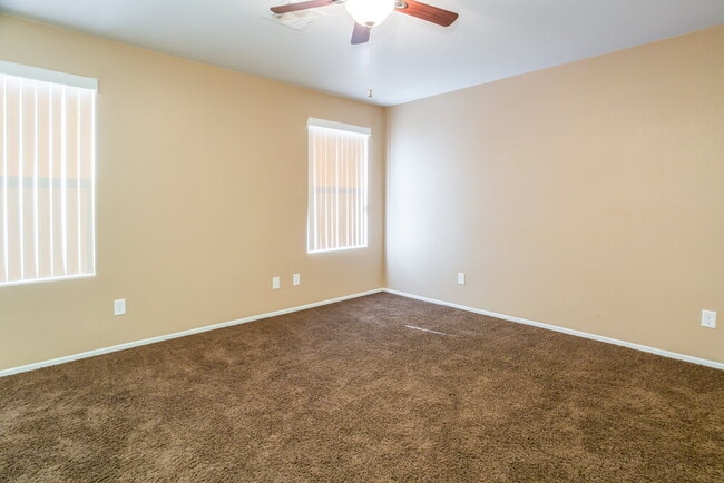 7914 Port Charles Ct, Las Vegas, NV 89149 - photo 7
