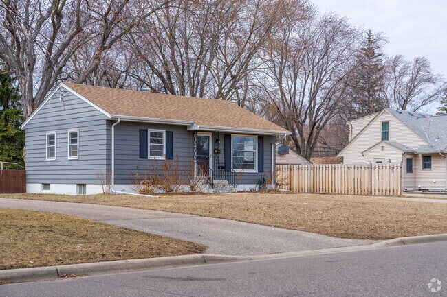 Ranch style homes of all shapes and sizes can be found in the Becker neighborhood.