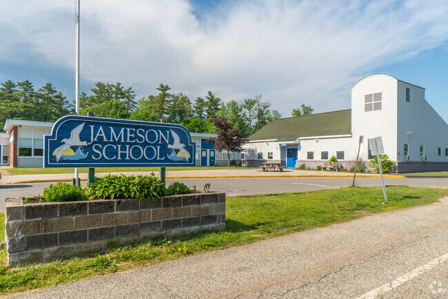 Jameson Elementary School enrolls young students in the Old Orchard Beach area.