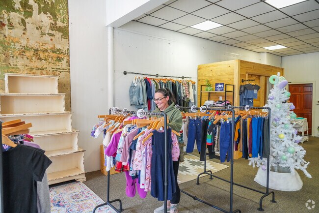 The boutiques in downtown Natchez add color and life to the historic streets, making shopping a personal and memorable experience.