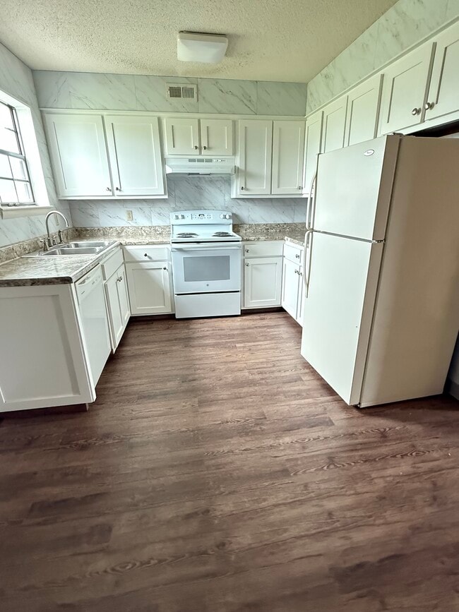 1449 Highway 76, Chatsworth, GA 30705 - photo 2