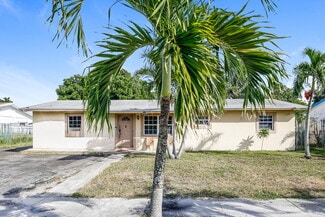 1280 SW 10th Terrace, Deerfield Beach, FL 33441