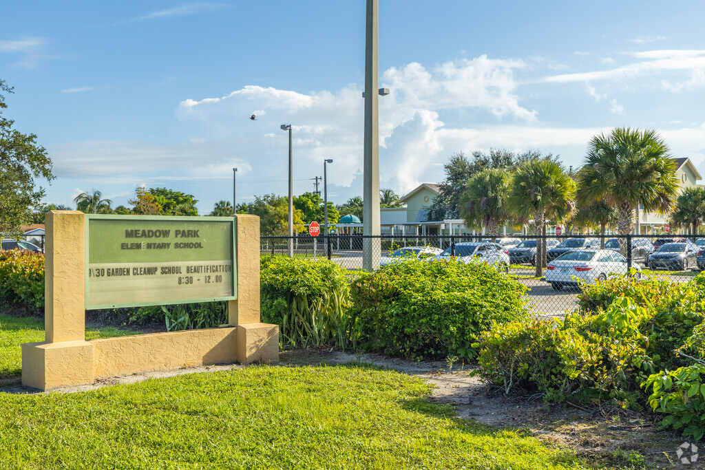 Meadow Elementary School in Glen Ridge, FL is an excellent school to enroll your child.