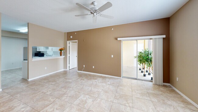 6461 Aragon Way unit 102, Fort Myers, FL 33966 - photo 2