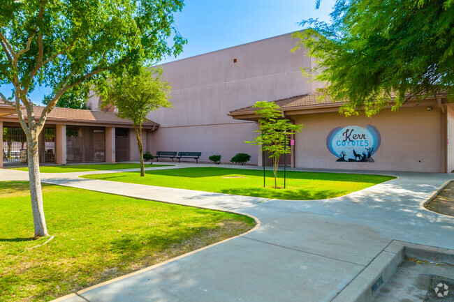 Kerr Elementary School in Meza, AZ, fosters a culture of academic excellence.