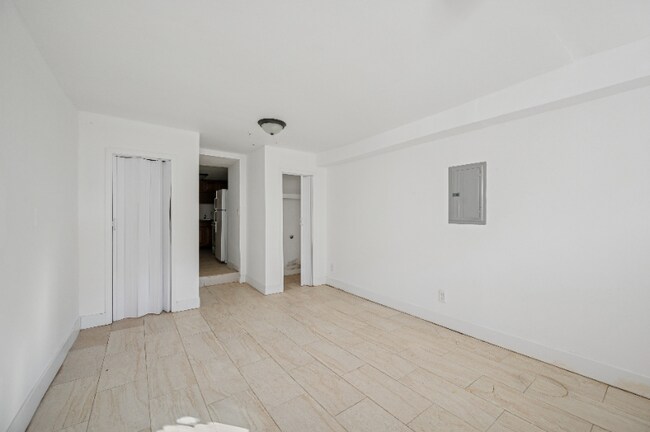1115 E Chelten Ave unit A123, Philadelphia, PA 19138 - photo 2
