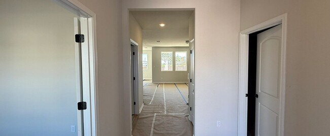 1329 Dog Iron St, Georgetown, TX 78633 - photo 6