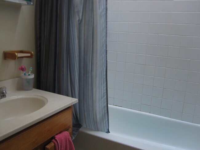 32 Edgerly Rd unit 5-3, Boston, MA 02115 - photo 6